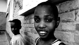 Miniatura: 30 lat od ludobójstwa w Rwandzie. Czarna...