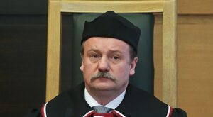 Samotny w Trybunale, czyli kariera Piotra Pszczółkowskiego
