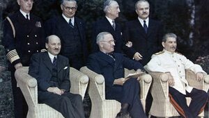 Jak „wielka trójka” urządziła świat po II wojnie i co z tego miała Polska