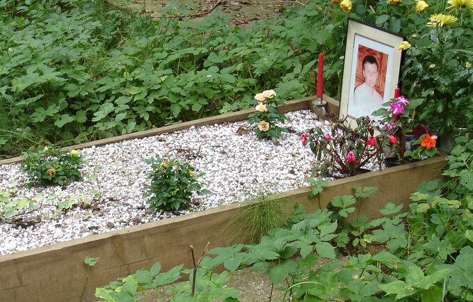 Grób Aleksandra Litwinienki na londyńskim cmentarzu. 2007 r. Fot: John Armagh