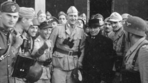 Niemcy ratują Mussoliniego. Kulisy spektakularnej operacji „Dąb”
