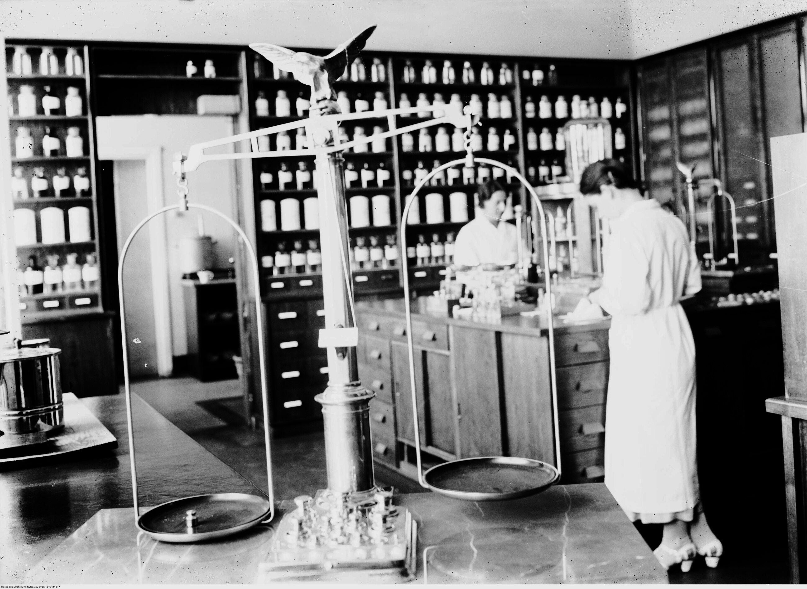 Apteka szpitalna, lipiec 1936 r.