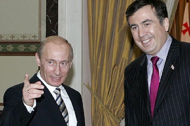 Władimir Putin i Micheil Saakaszwili w lutym 2008 r.