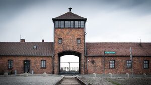 Skandaliczne słowa kandydata na europosła o Auschwitz