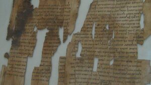 Rękopisy z Qumran. Tajemnicze zwoje z pustyni i mapa skarbów
